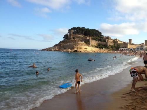 Lets Holidays Sea Views Apartment In Sa Gabarra