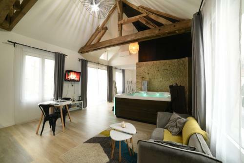 Eaudyss�e Maison Avec Spa Priv�e - Loiret