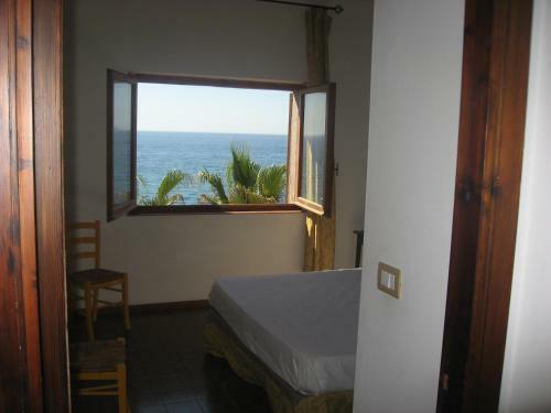 Waterfront Apartments Bosa Porto Alabe
