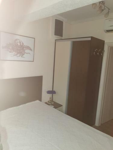 "lux Apartmani M-mili?"