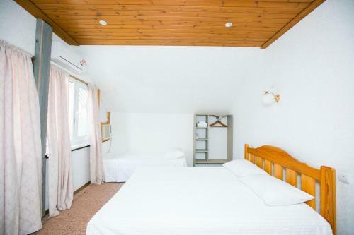 Hostal Guest House Lavr