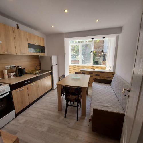 Hostal Three Bedroom Apartment