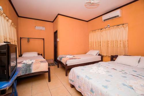 Hostal Molina Bungalows
