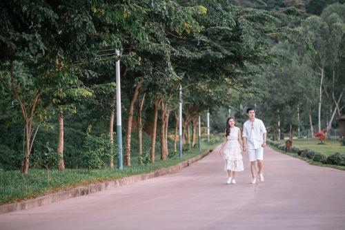 Hotel Dansavanh Namngum Resort