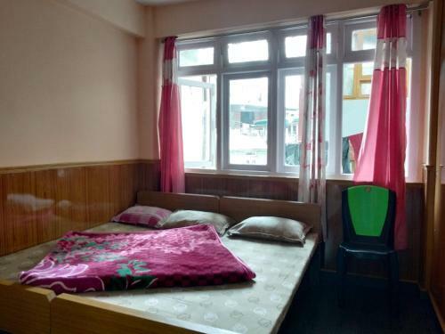 Hotel New Manjil