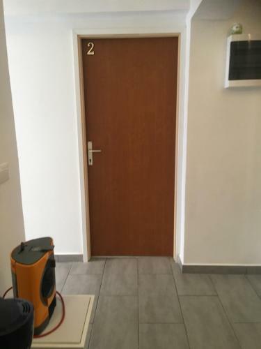 Hostal Orro Rooms