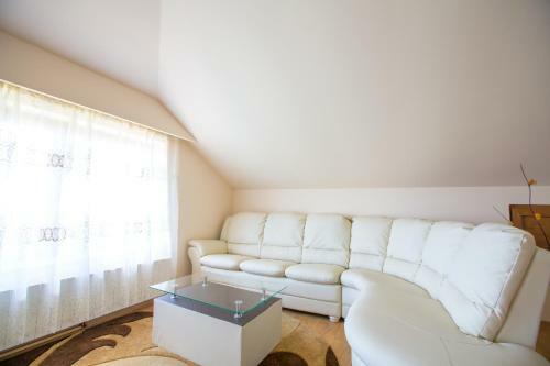 Hostal Pensiunea Ovy & Dya