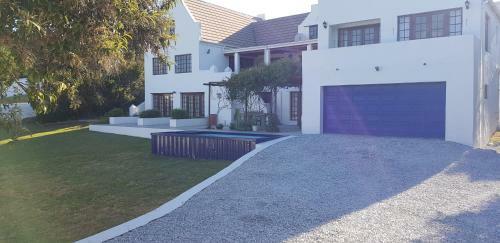 Apartamento 15 Sleeper Holiday House In St Francis Bay