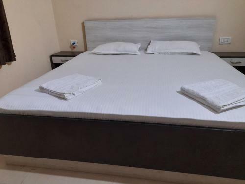Apartamento Raaj Inn Studio