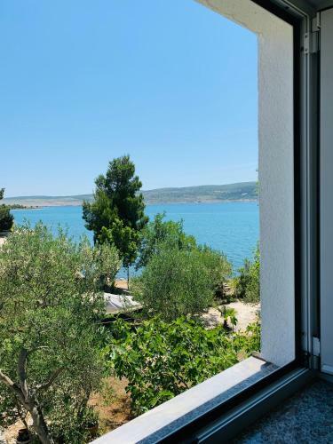 Apartamentos Villa Marijana-direktno Na Moru