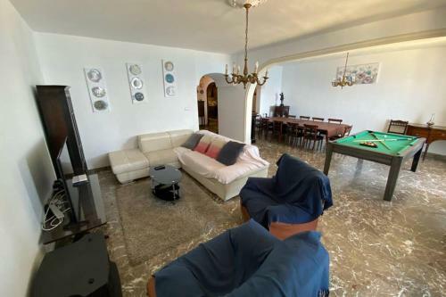Amazing Sea View Sea Front 3 Bedroom Apartment