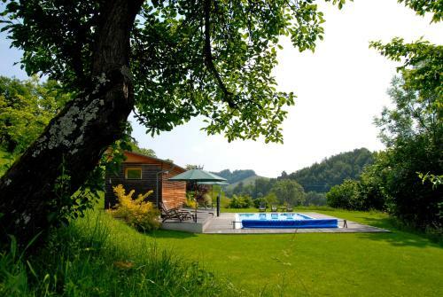 Hostal Weingut Tauss