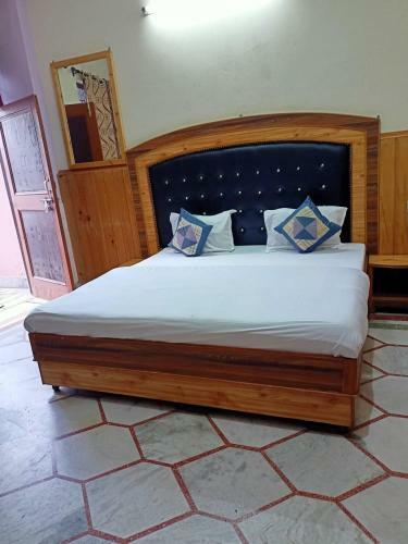 Hotel Himalyan Paradise