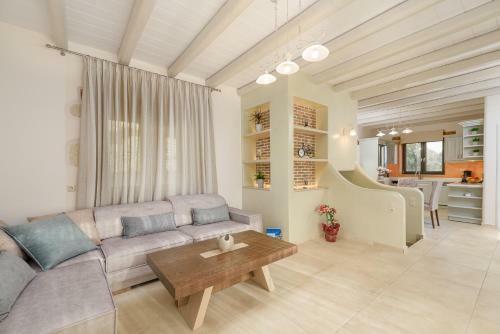 Villa Salla Luxury