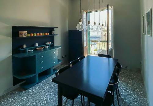 Hostal Industrial