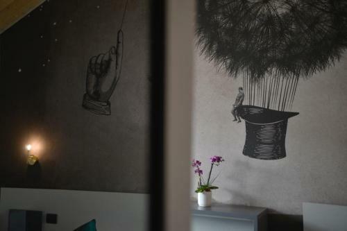 Hostal Theodore Rooms