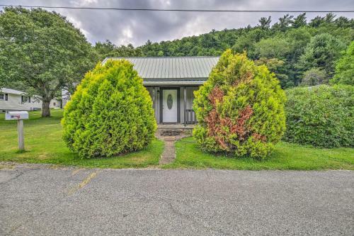 Damascus Cottage With Fire Pit - 1 Mi To Trails