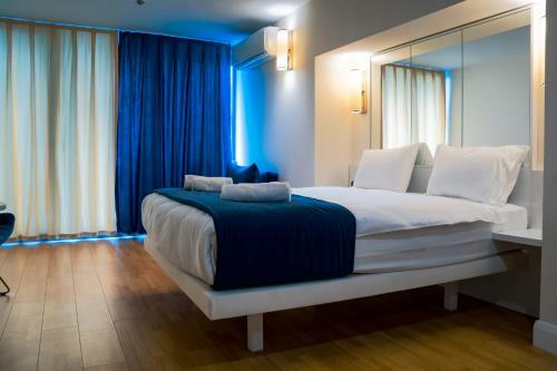 Orbi City - Aparthotel Near The Beach