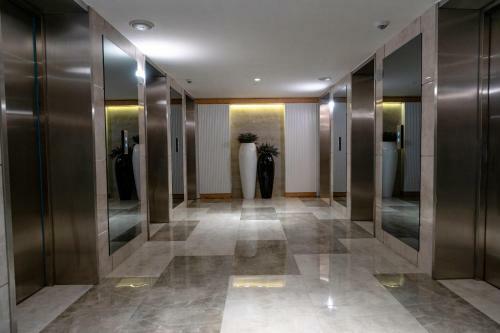 Orbi City - Aparthotel Near The Beach