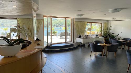 Tresa Bay Hotel