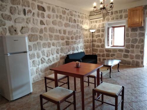 Apartamento Old House Perast