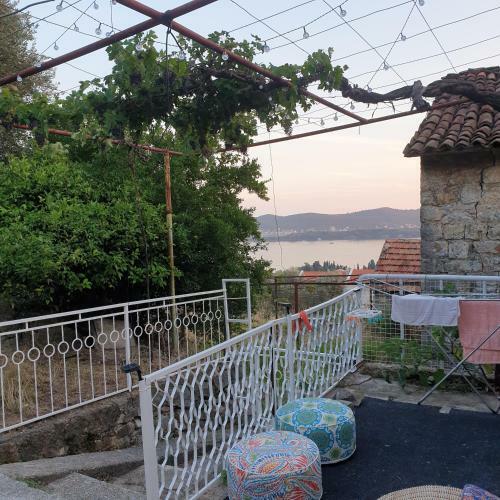 Agroturismo Seaview Stays, Tivat