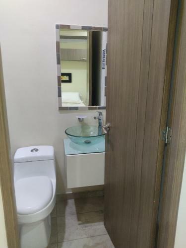 Hostal Prado Station Hotel