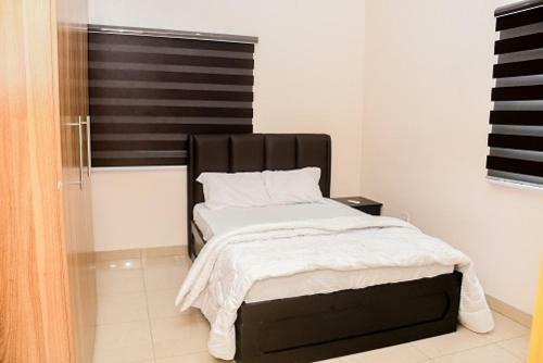 Zikem Apartments Golf Estate