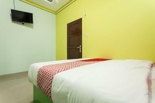 Hotel Oyo 1763 Dinda Residence Syariah