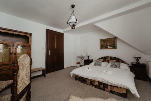 Hotel U L�py
