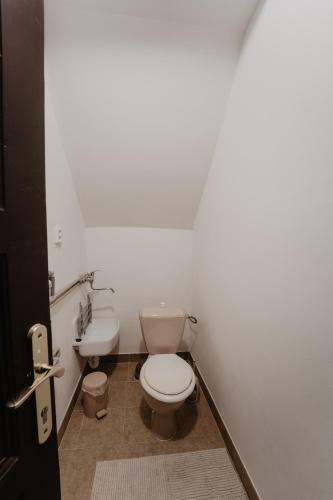 Hotel U L�py