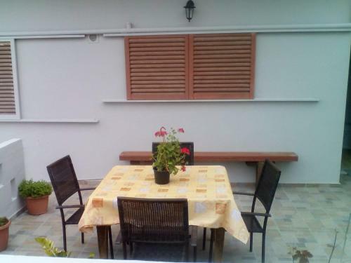 160 M2 Village House "arkadi"