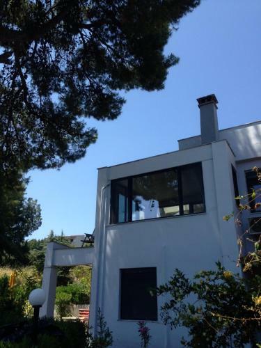 Petra Mare Villa