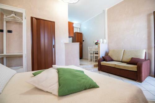 Apartamento Villa Dolmen Con Piscina
