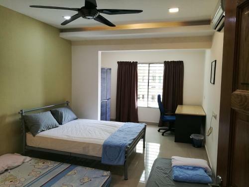 Hostal Ej Guesthouse
