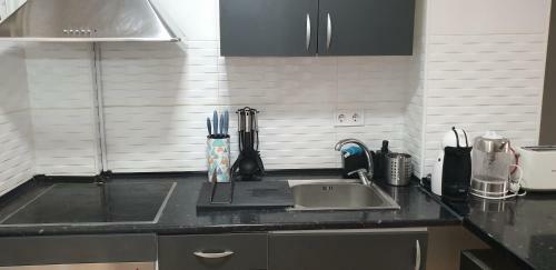 Apartamento Con Vistas Al Mar Y La Piscinas!!
