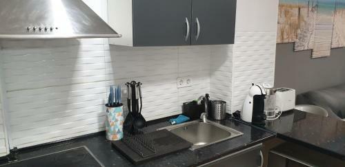Apartamento Con Vistas Al Mar Y La Piscinas!!