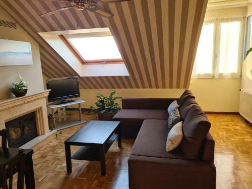 Apartamento 106a �tico Con Garaje Y Chimenea Cerca de La Playa