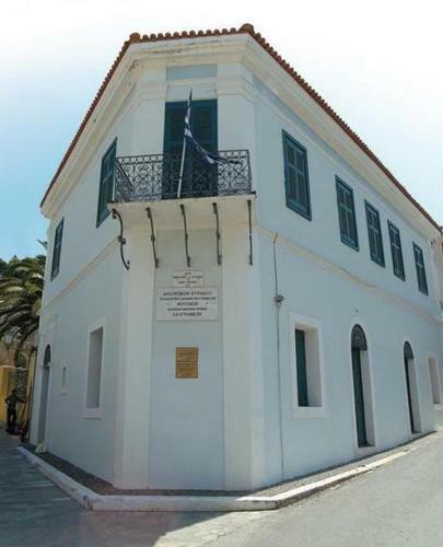 Apartamento Tiny Studio In Kalamata Long-term Rental Offer