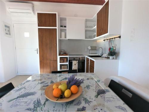 Villaki Poros House