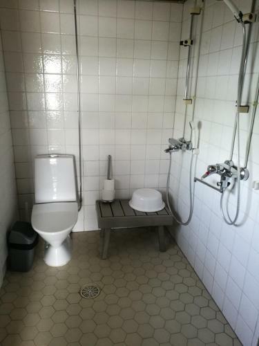 Antinkallio Lakeside Cape
