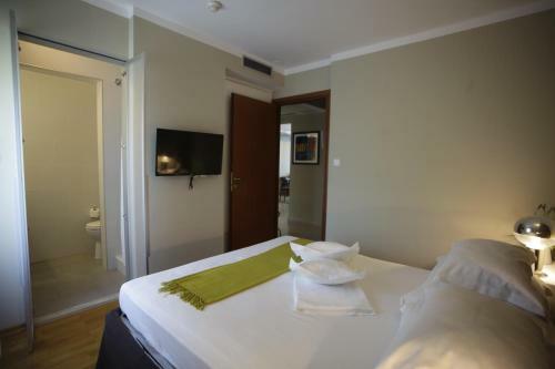 Premier Apartment