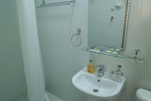 Hostal Nihol Hotel