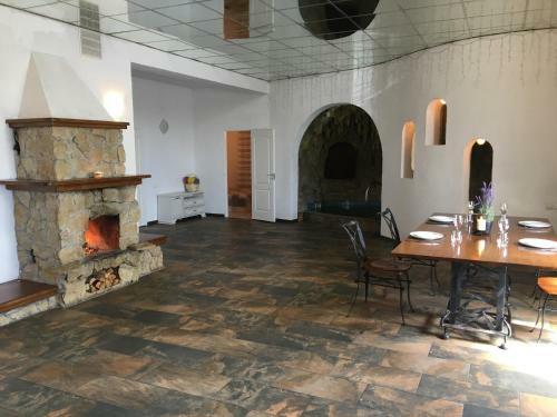 Apartment 120 Sq M With An Indoor Swimming Pool