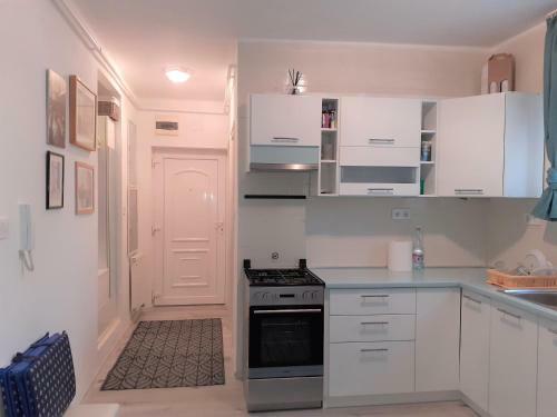 Nelli Apartman