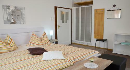 Hostal Gasthof-pension Karawankenblick