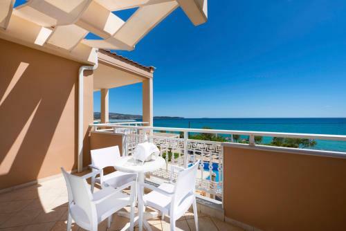 Bed & Breakfast Blue View 2