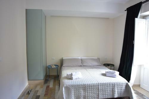 Hostal Casa Tresca - Holiday Accommodations