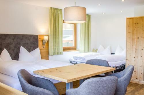 Hostal Pension Edelwei�
