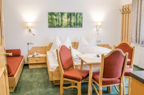 Hostal Pension Edelwei�